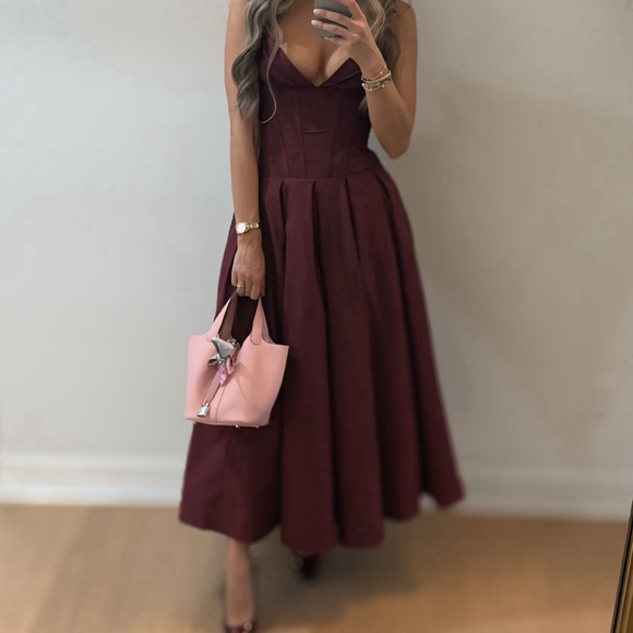 House of CB Lady Strapless Midi Dress - Picture 2 of 3